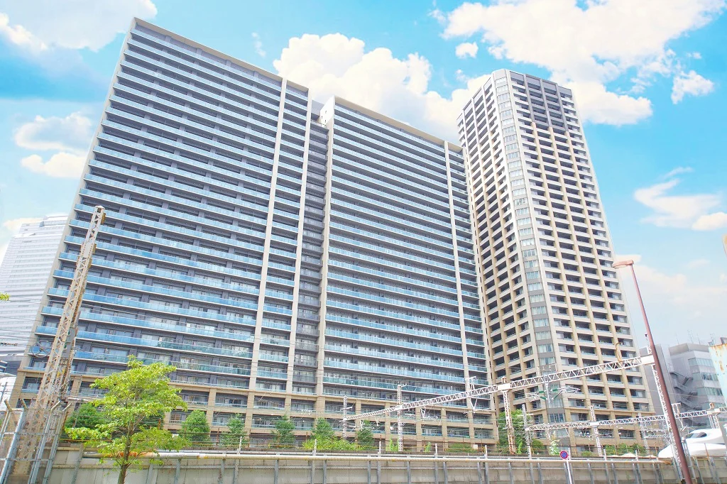 カテリーナ 三田タワースイート 外観