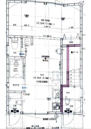 Floor plan — ground floor. Labels are in the original Japanese.