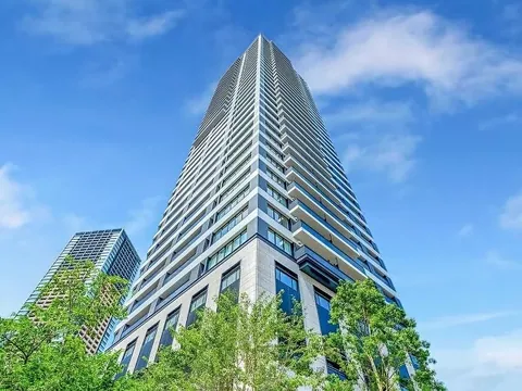 PROUD TOWER HIGASHI-IKEBUKURO STATION ARENA
