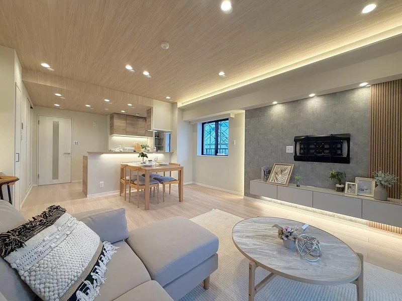 RENE GRAN MARINA SHIOMI — Shiomi, Koto-ku, Tokyo