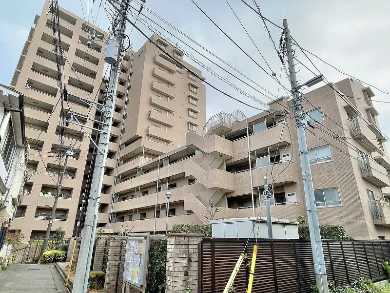 菱和パレス 目白台グラーサ 外観